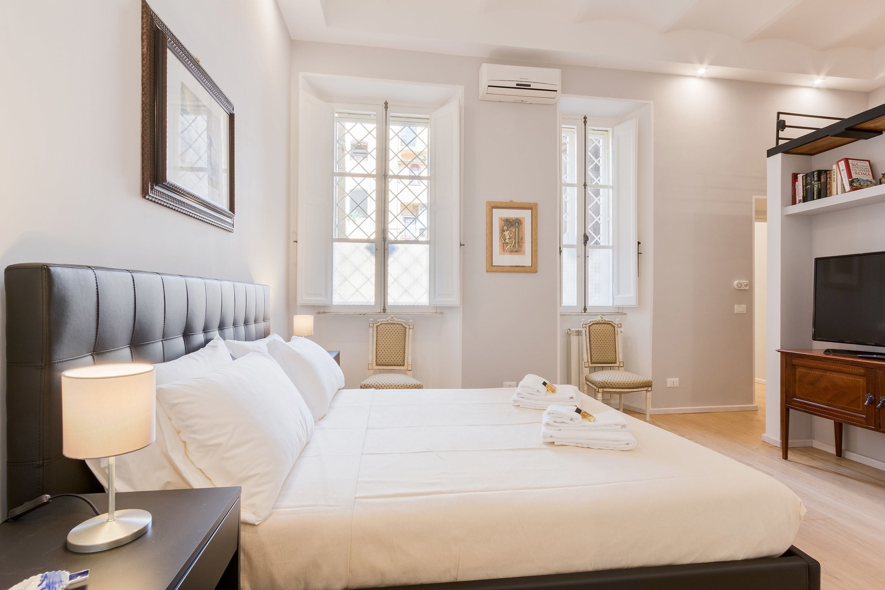 Lägenhet - 1 sovrum - utsikt mot staden | 1 sovrum, skrivbord, strykjärn/strykbräda och gratis wi-fi