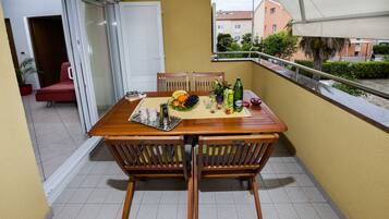 Superior Apartment, 2 Bedrooms, Balcony, Garden Area | Balcony