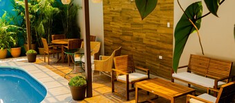 Aparthotel Guijarros