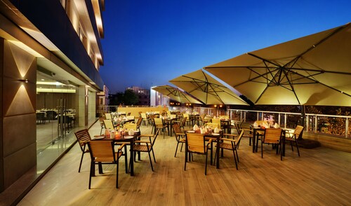 Hotel Suba Elite Vadodara