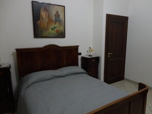 Classic Triple Room | Free WiFi