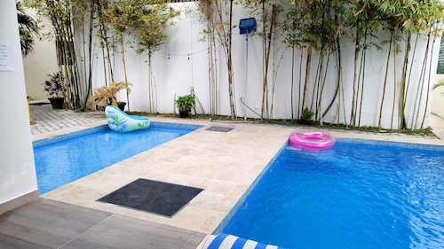 ヴェラス コンドズ