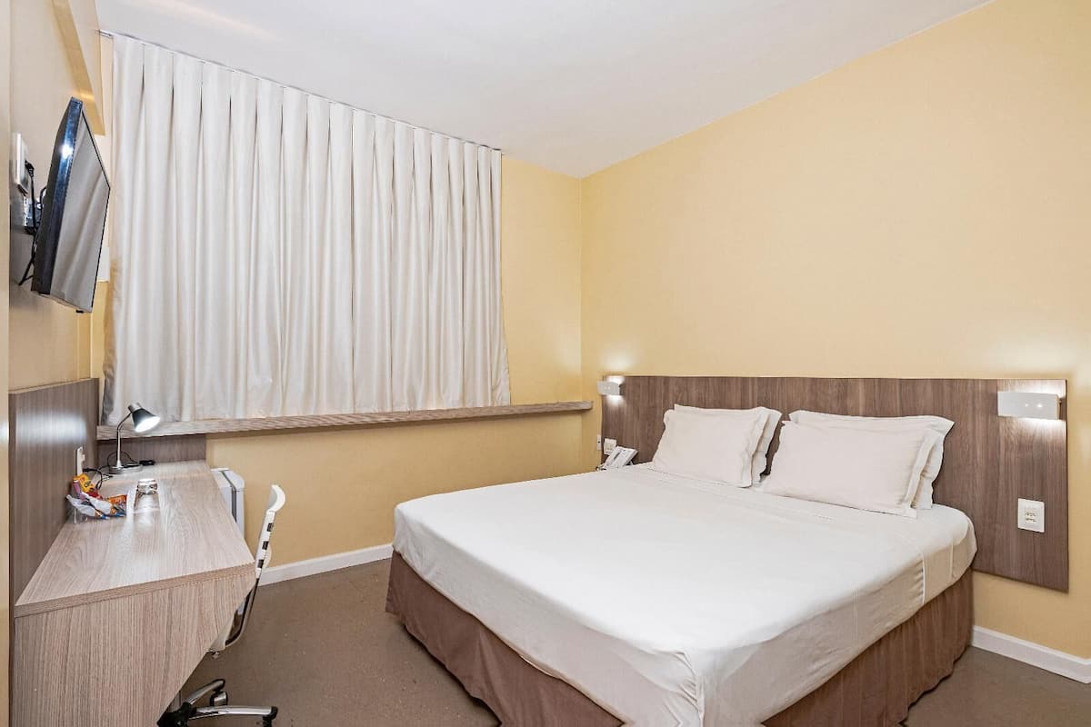 1 chambre, coffres-forts dans les chambres, bureau, rideaux occultants