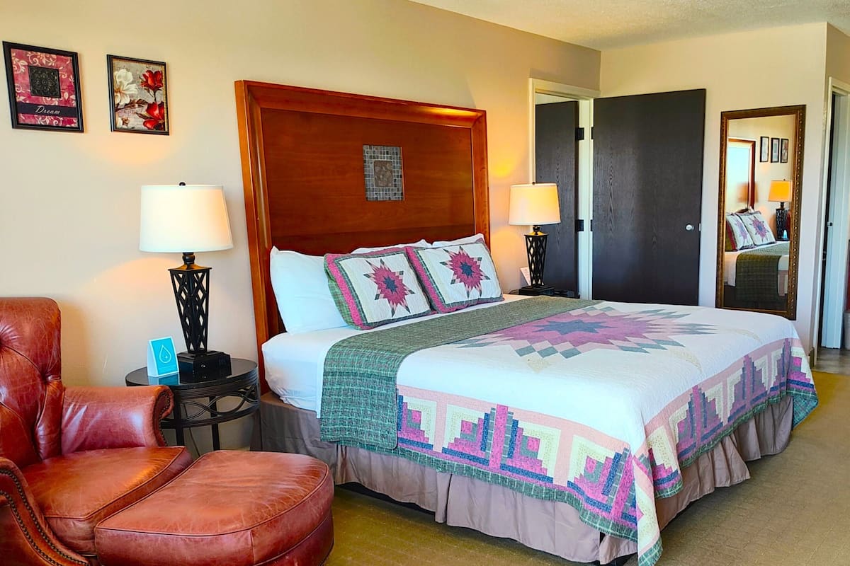 Junior Double Room, 2 Bedrooms | Premium bedding, blackout drapes, WiFi (free), bed sheets