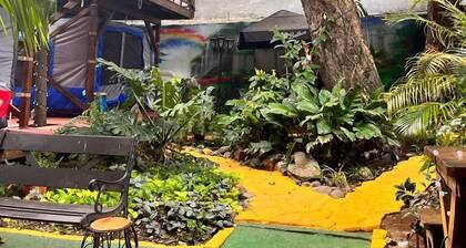 Panama House Bed & Breakfast