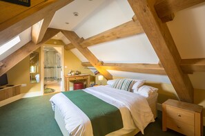 Double Room, Ensuite | 1 bedroom - The Castle Hotel (Brecon)