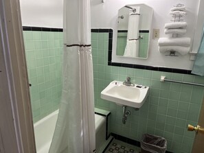 Standard Room, 2 Double Beds | Bathroom | Combined shower/bathtub, free toiletries, towels
