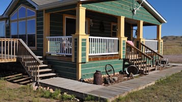 Royal House, 3 Bedrooms, Mountain View, Mountainside | Exterior