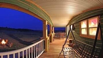 Royal House, 3 Bedrooms, Mountain View, Mountainside | Terrace/patio