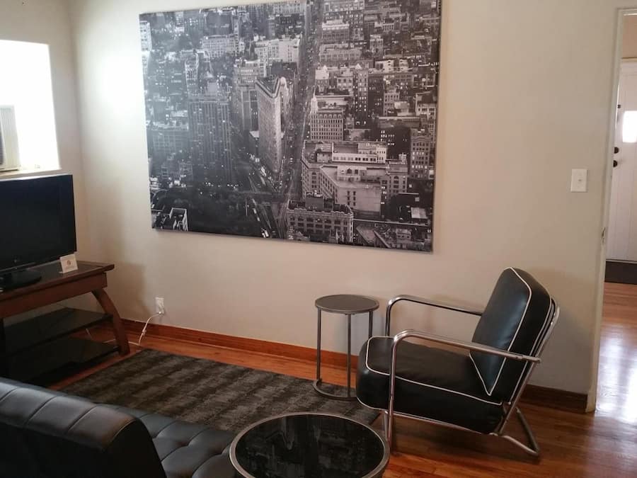 32-inch TV with satellite channels