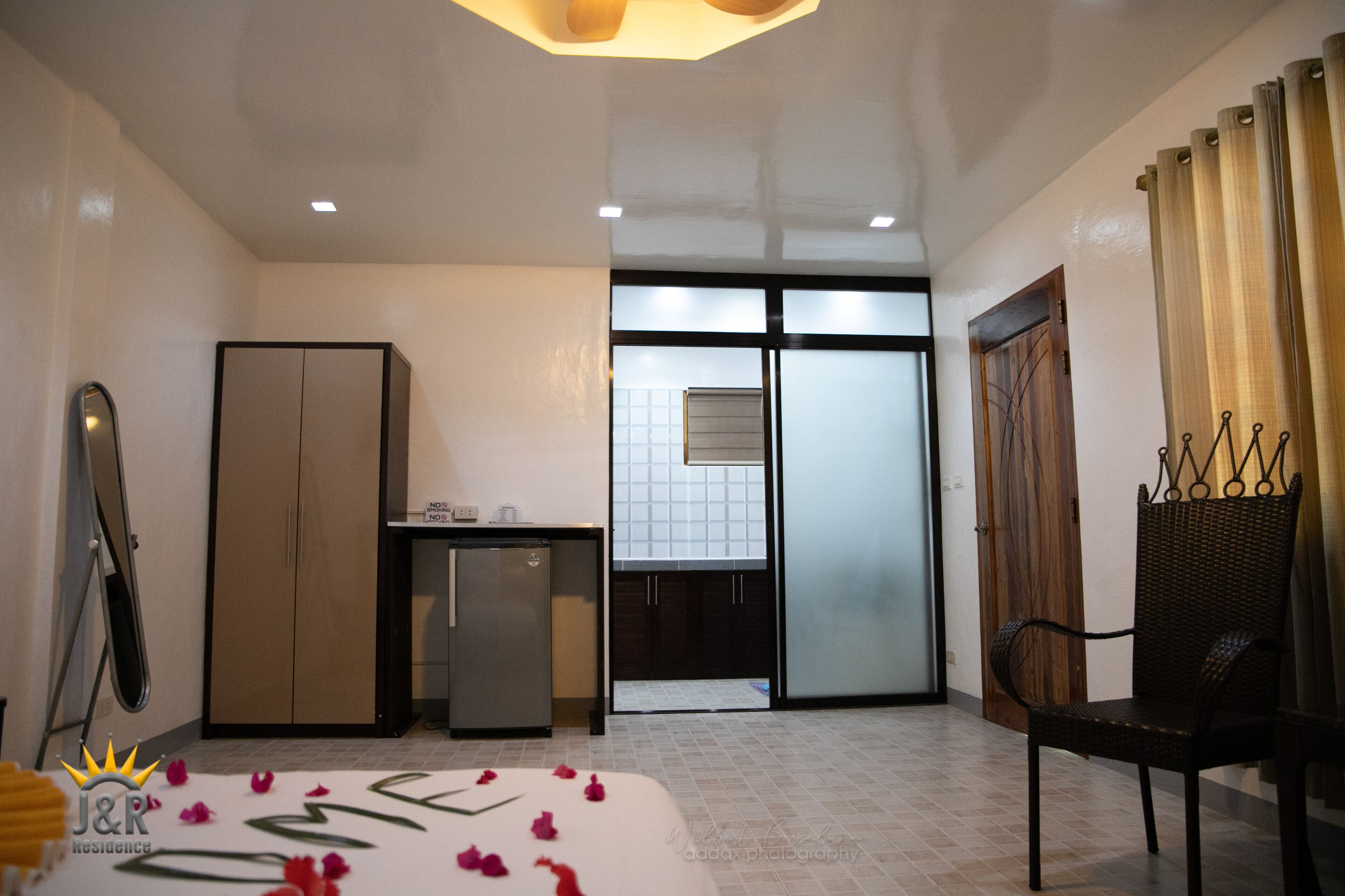 design cabin, non smoking, garden view | 1 bedroom, minibar, blackout curtains, soundproofing