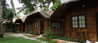 Whites and Greens Beach Resort