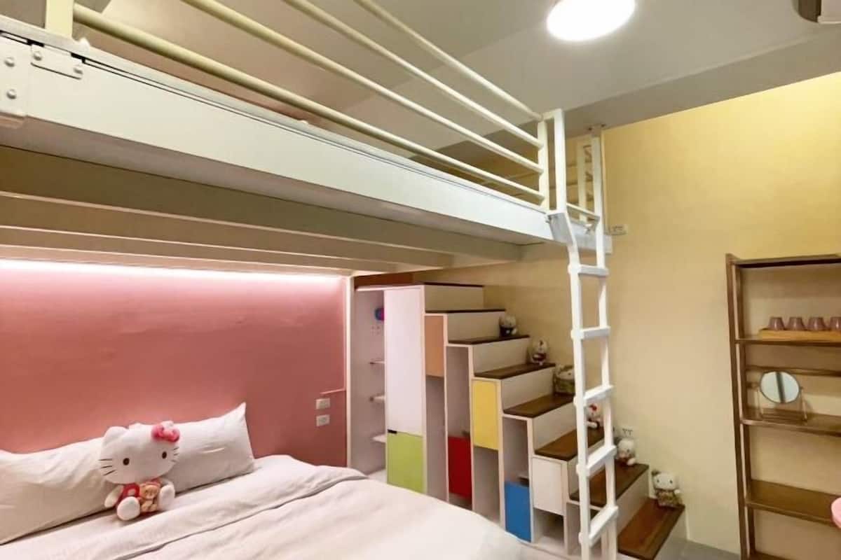 1 bedroom, blackout drapes, soundproofing, free WiFi