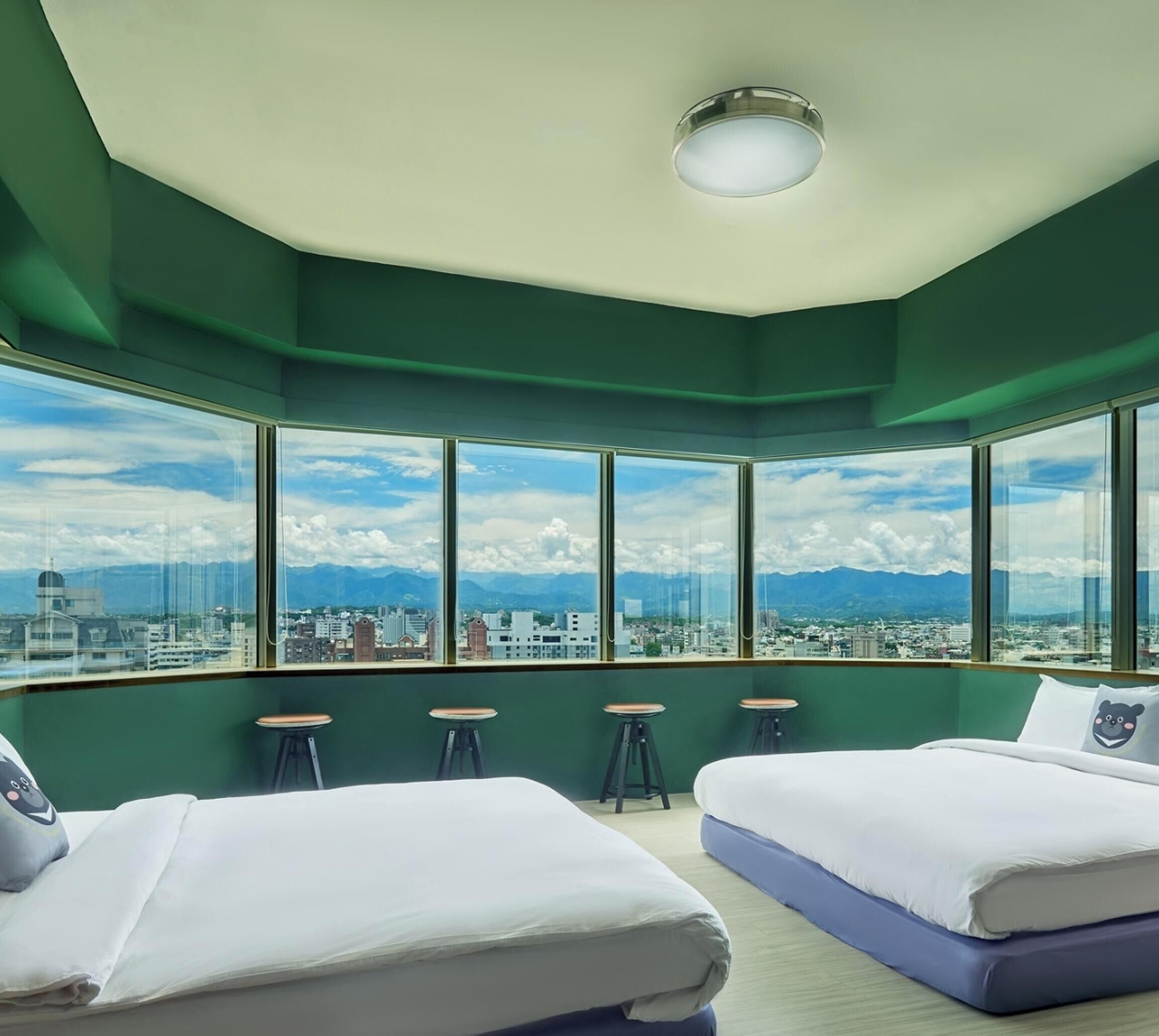 Panoramic Quadruple Room | Blackout drapes, soundproofing, WiFi (free), bed sheets