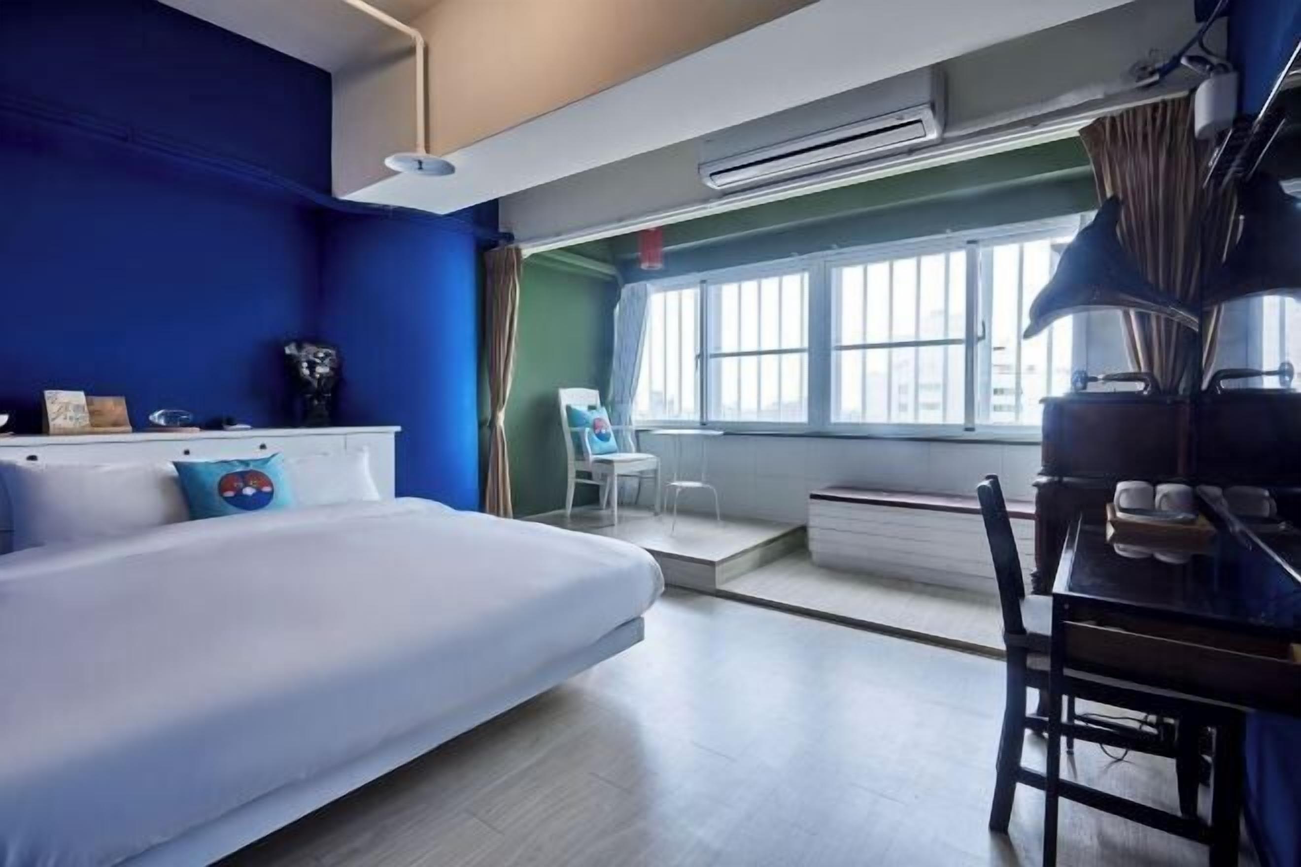 Cortinas blackout, sistema de insonorización y wifi gratis 