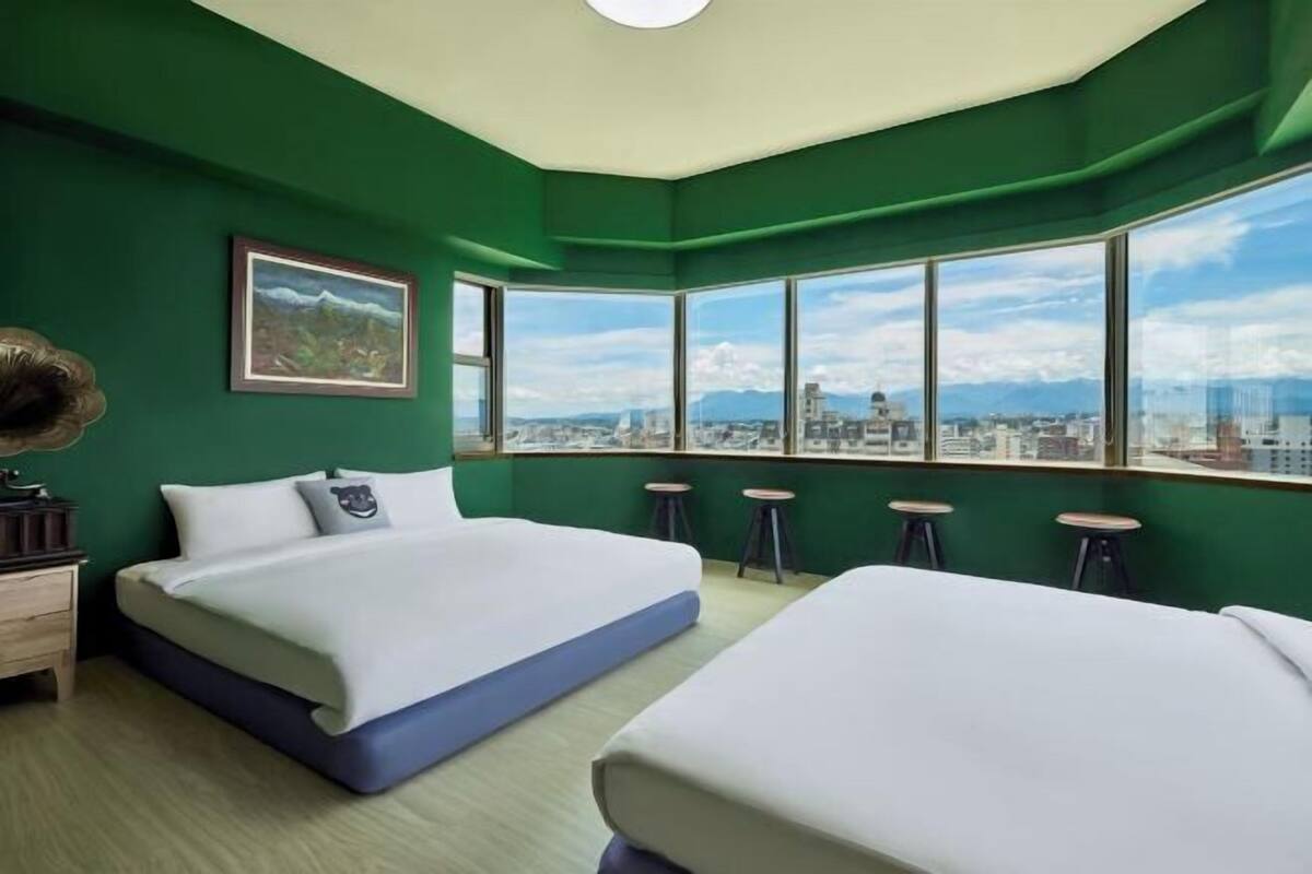 Rideaux occultants, chambres insonorisées, Wi-Fi gratuit, draps fournis
