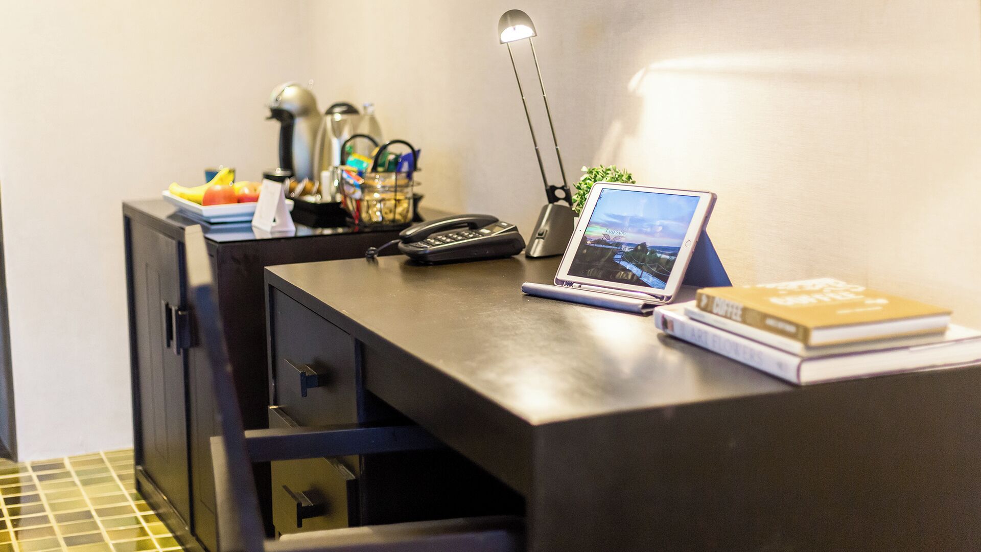 premium double room, 1 king bed | living area | 32-inch smart tv with cable channels