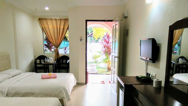 Unclassified image, 1 of 22, button - OYO 43982 BJ Bayview Inn (Langkawi)