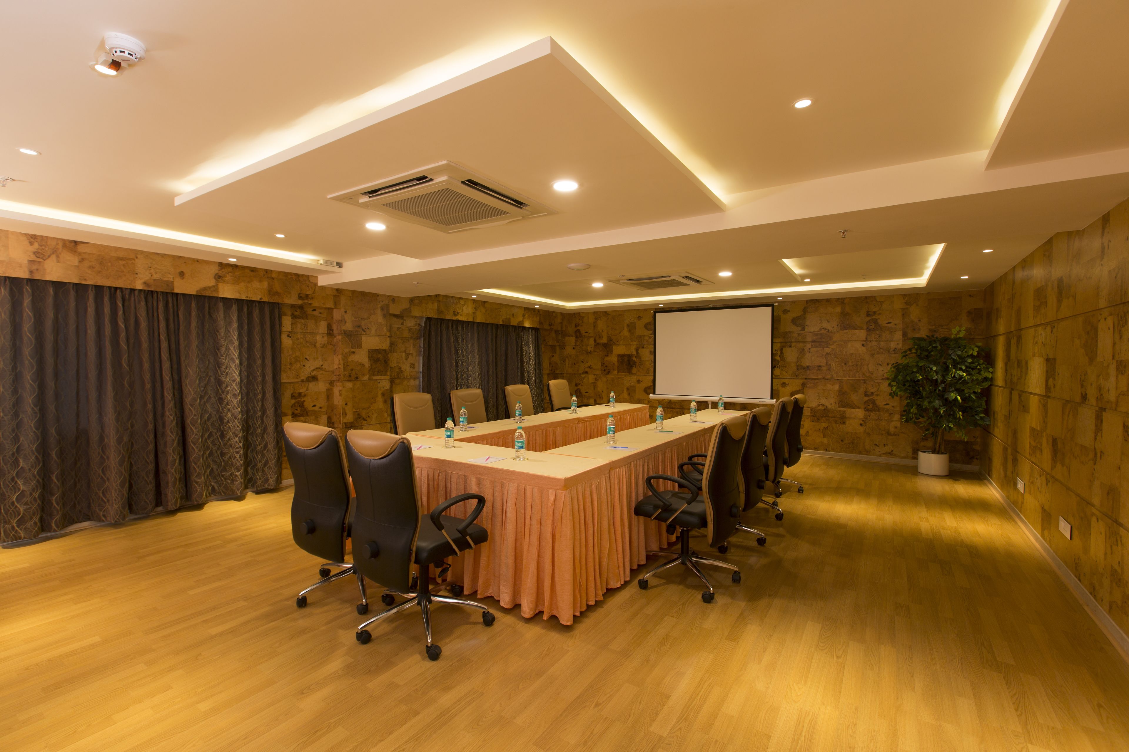 Meeting facility