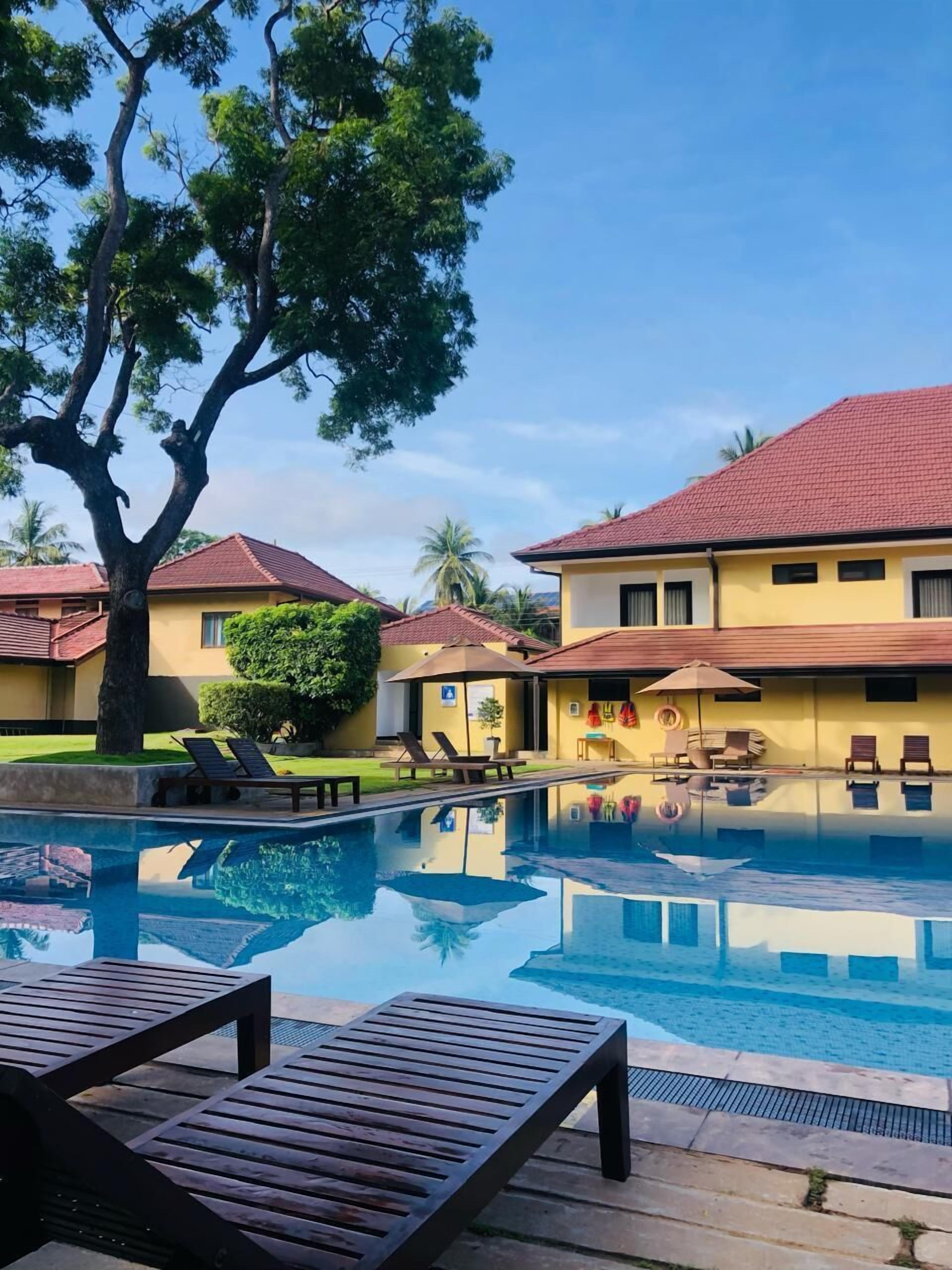 Hồ bơi ngoài trời, mở cửa từ 7:00 đến 19:00, dù/ô trên bãi biển/hồ bơi 