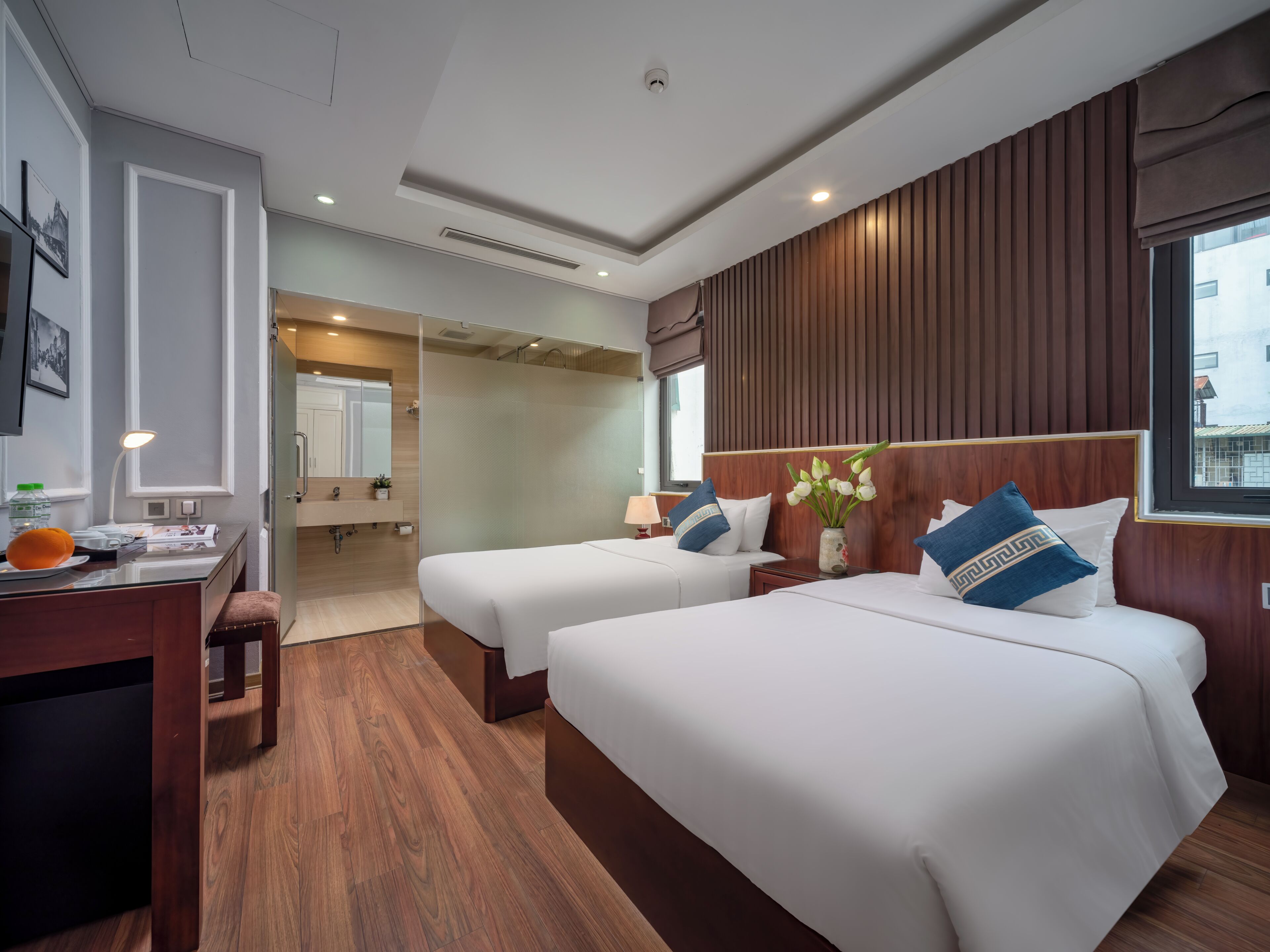 Habitación ejecutiva con 1 cama matrimonial o 2 individuales | Ropa de cama hipoalergénica y minibar 