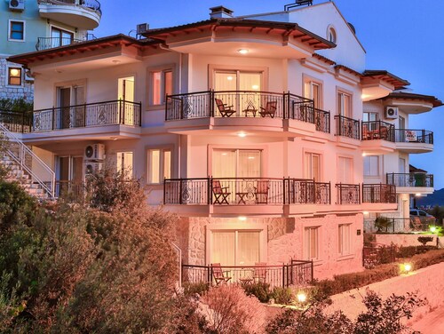 SC Apartments by Cinarlar