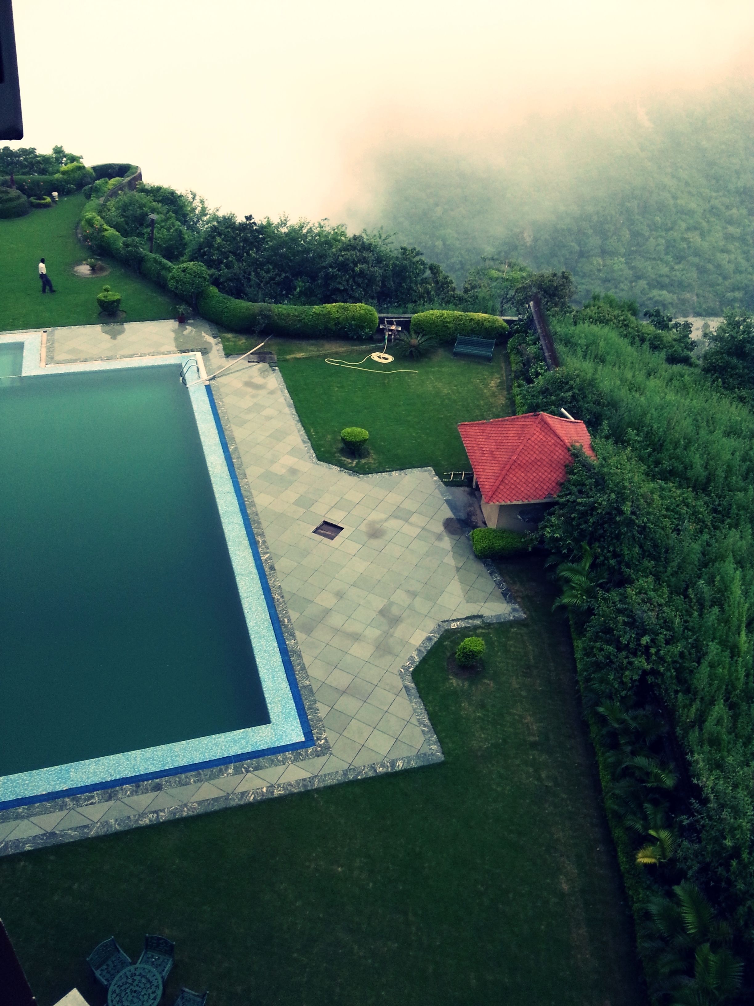 Pool waterfall