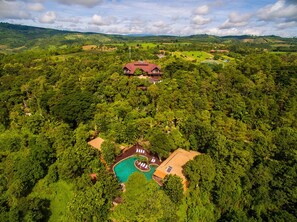 Outdoor pool - Phu Pha Nam Resort & Spa (Dan Sai)