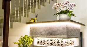 Lobby - Tripwriter Hotel & Bistro (Ho Chi Minh City)