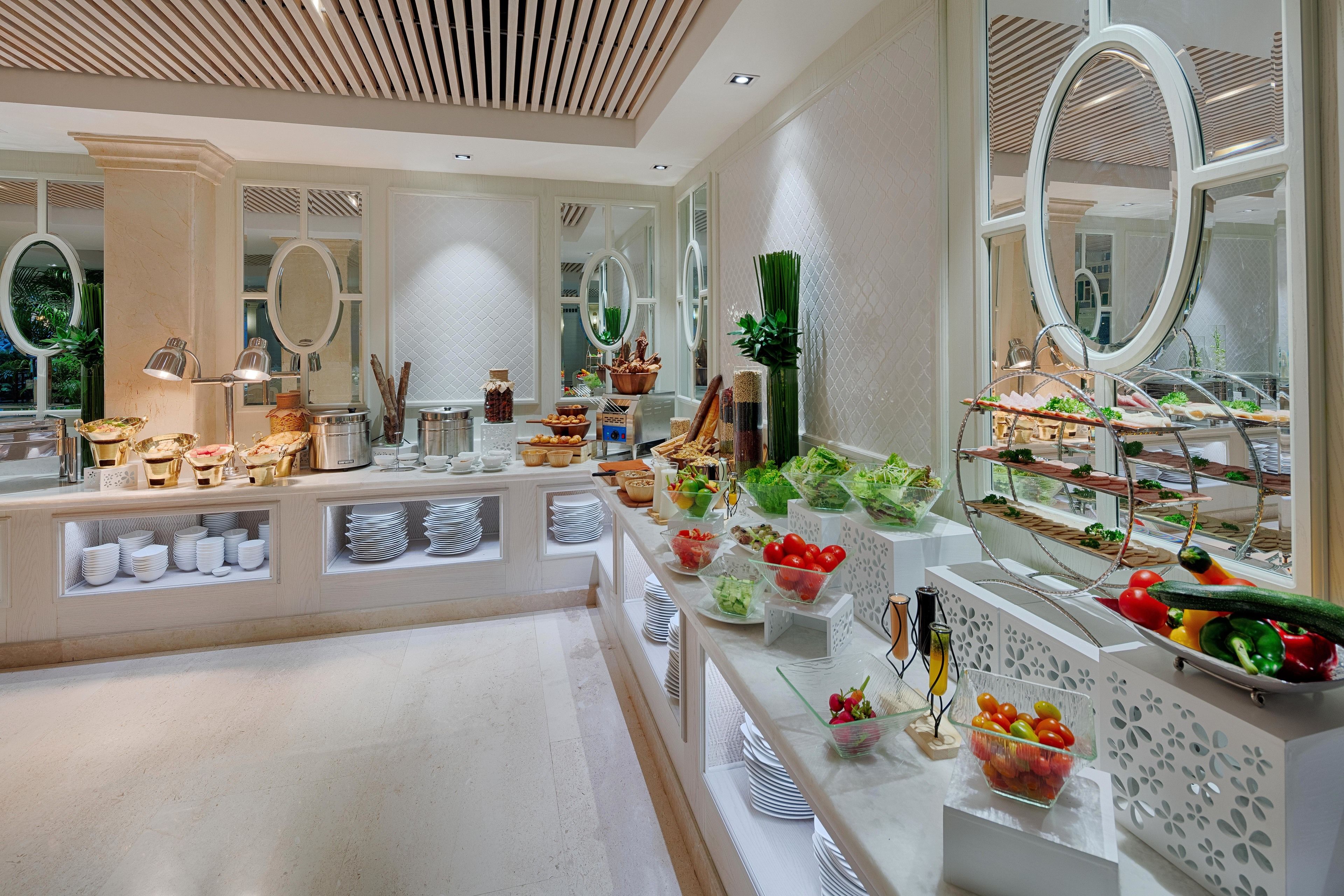 daily buffet breakfast (vnd 3000000 per person)