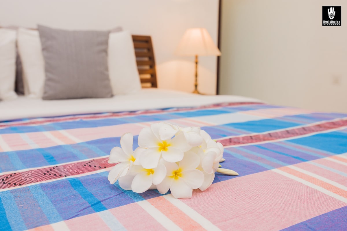 Standard Double Room, 1 Double Bed, Garden View | Bed sheets