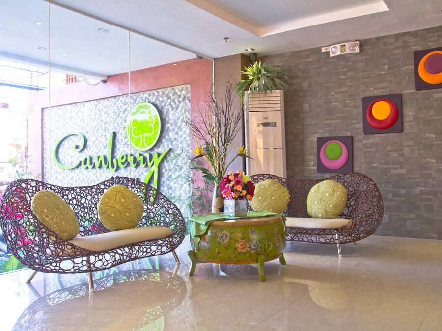 Área de estar no saguão