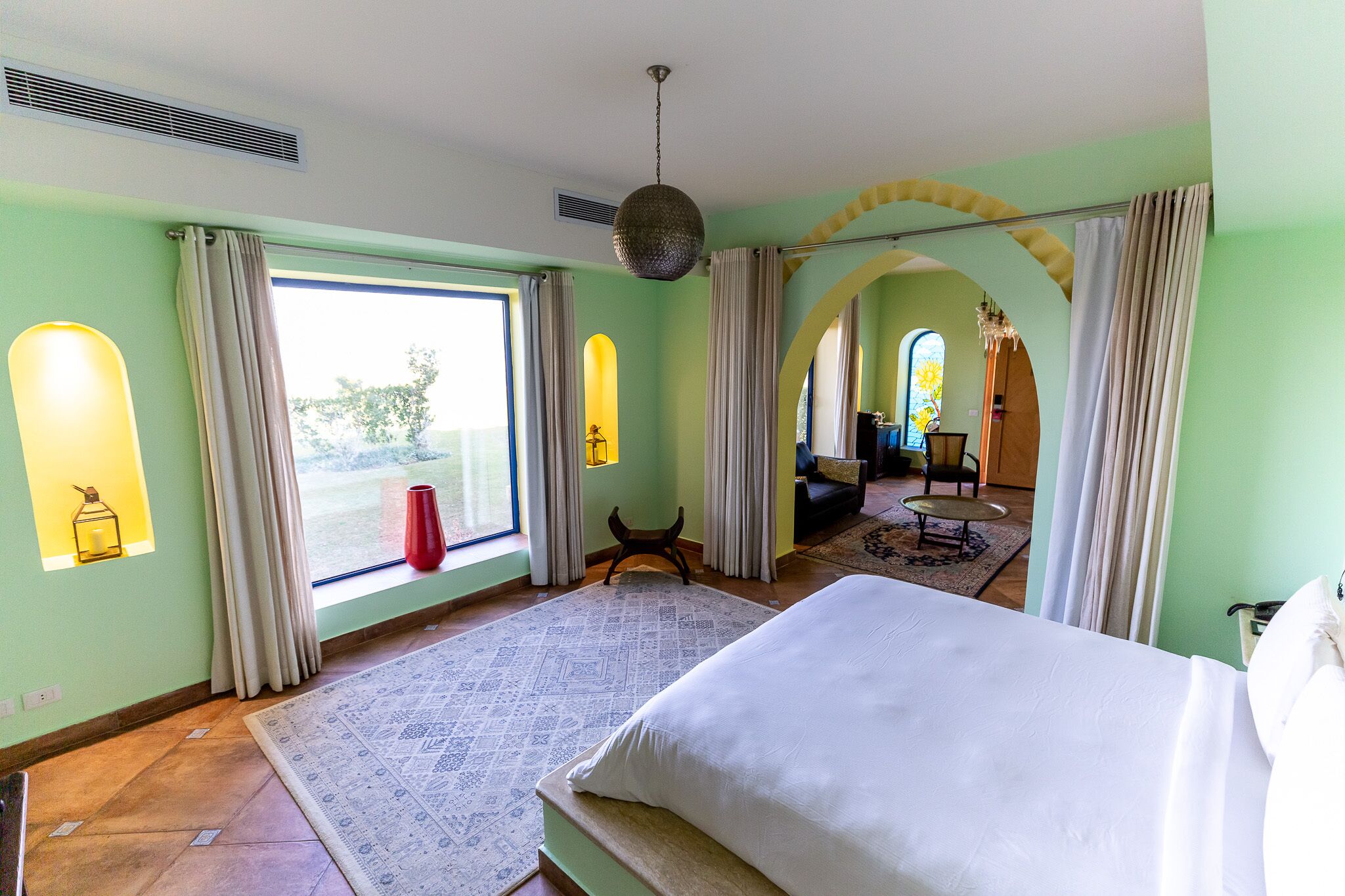 1 bedroom, Egyptian cotton sheets, premium bedding, pillow-top beds