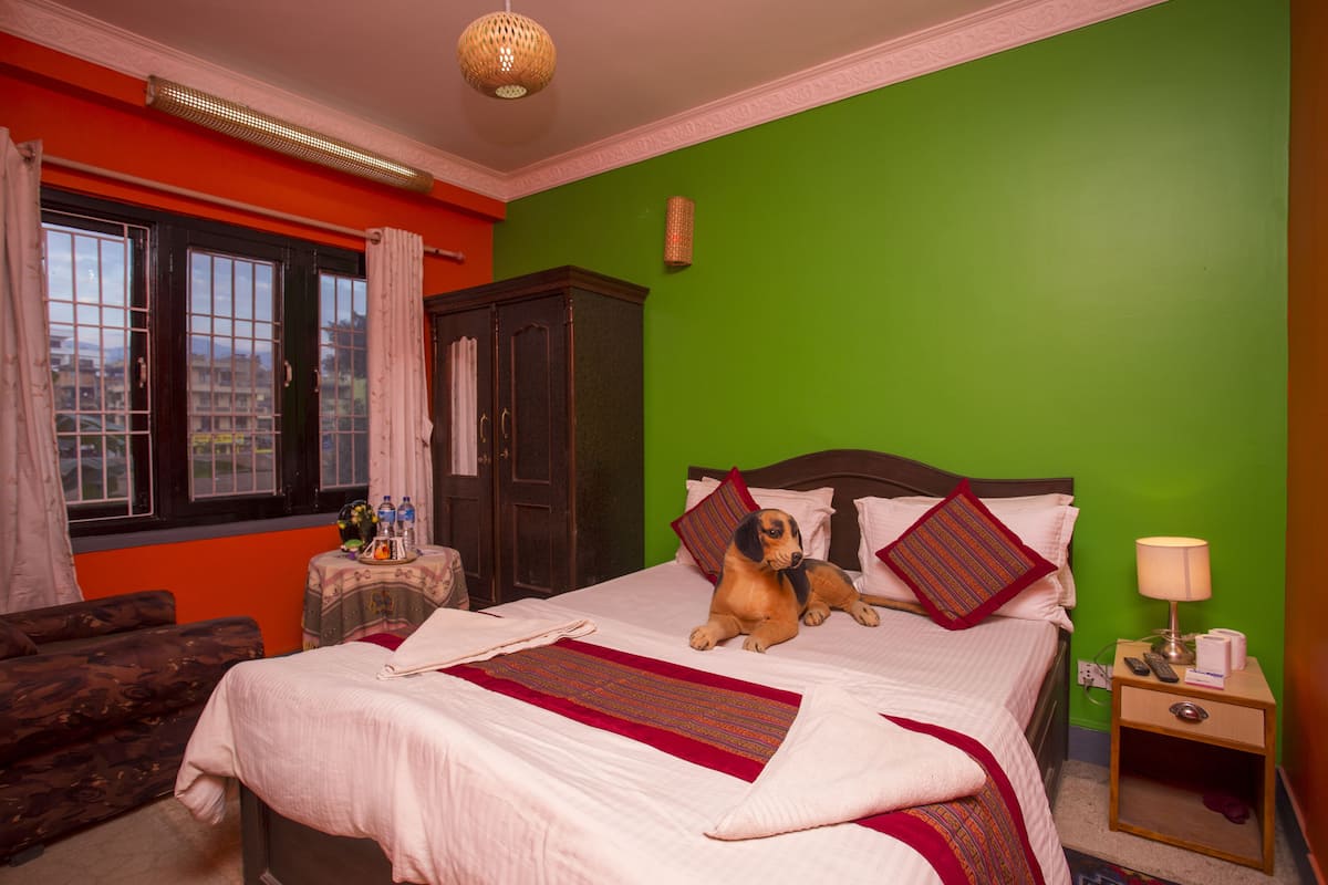 Standard Double Room | Desk, soundproofing, free WiFi, bed sheets