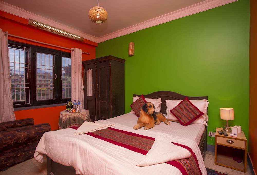 Blue Mountain Homestay & lodge p ltd by null