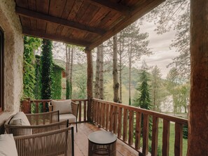 View from room - Lopota Lake Resort & Spa (Telavi)