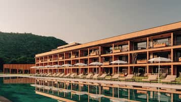 บริเวณภายนอก