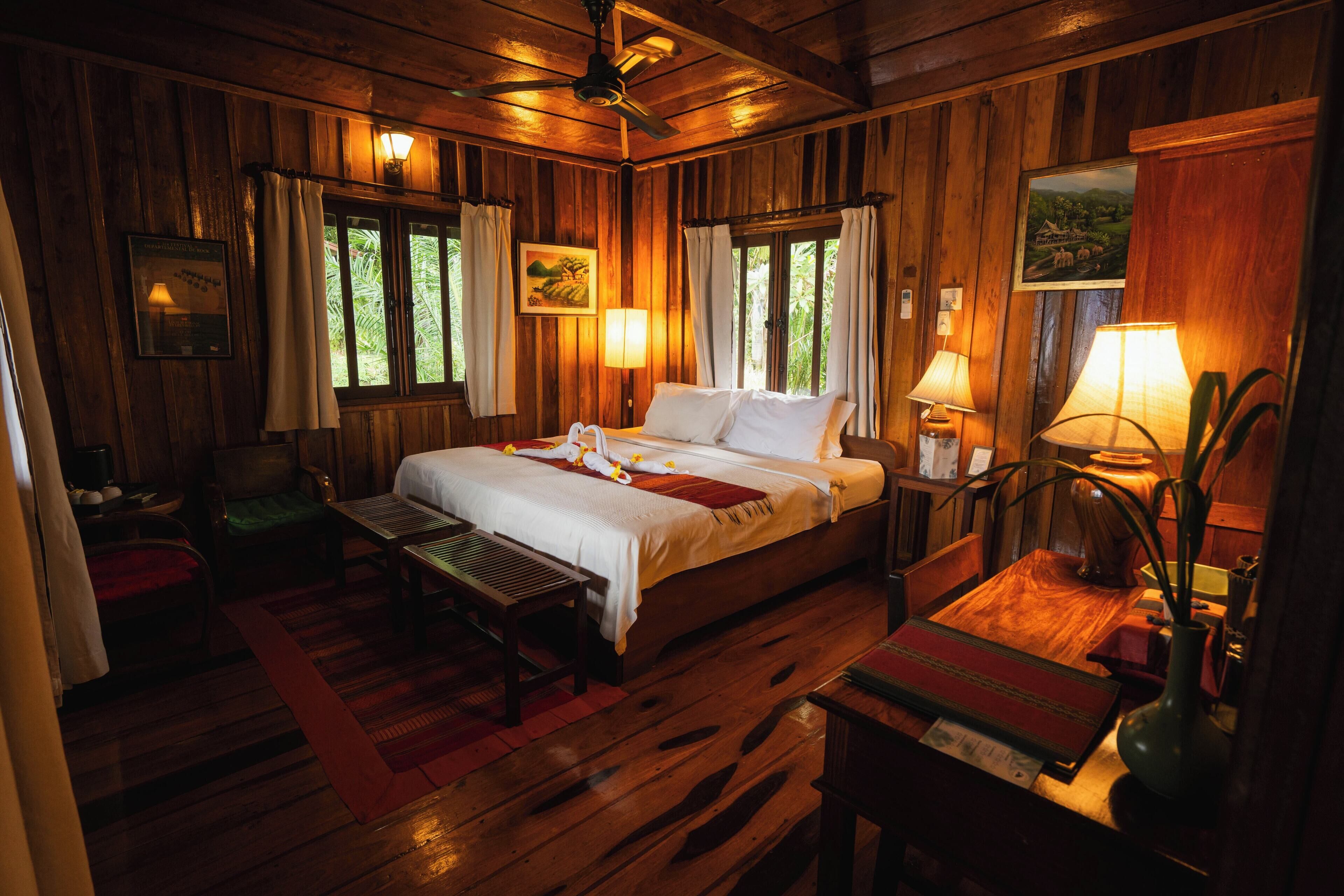 deluxe suite | 1 bedroom, in-room safe, individually decorated, desk