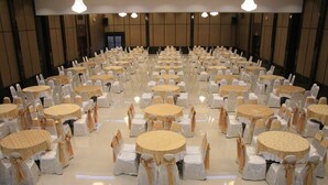 Banquet hall - OYO 257 Sea Paradise Hotel (Sattahip)