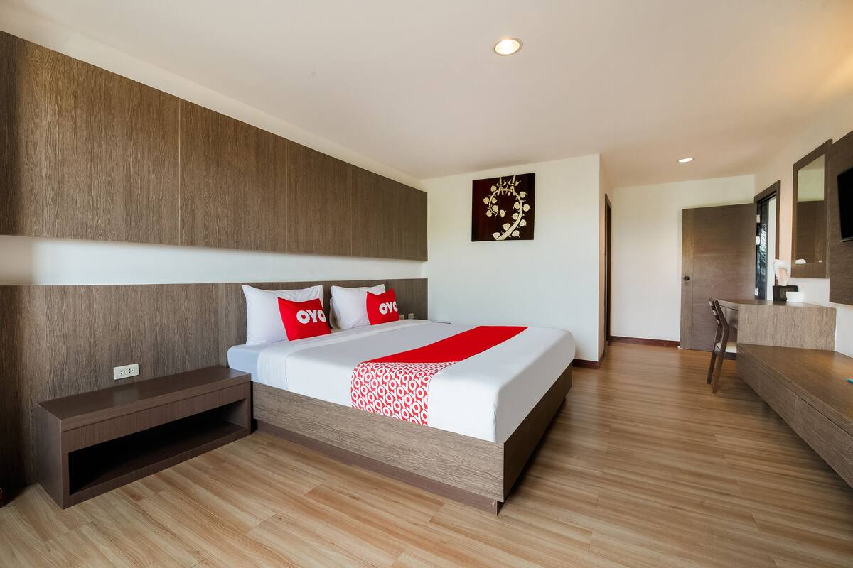 1 bedroom, minibar, in-room safe, desk