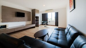 Suite, 1 Bedroom - OYO 257 Sea Paradise Hotel (Sattahip)