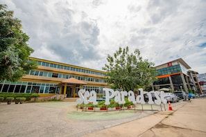 Exterior - OYO 257 Sea Paradise Hotel (Sattahip)