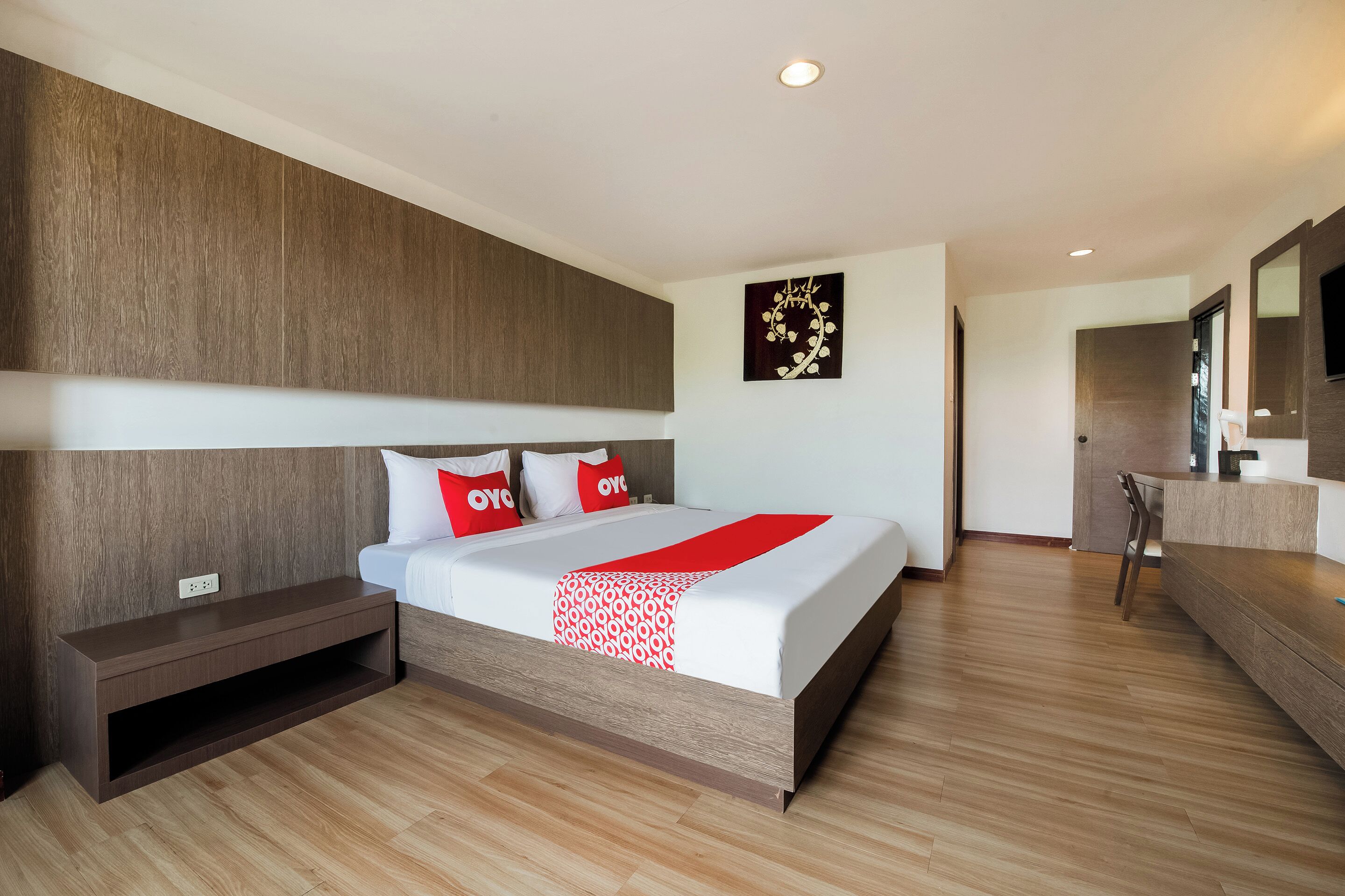 Suite, 1 habitación | Minibar, caja fuerte, escritorio y camas supletorias