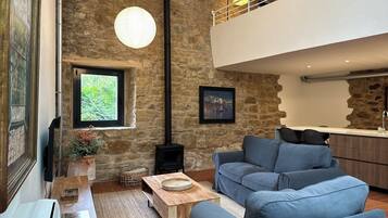 ๋๋ญ์ค ์ํํธ, ์นจ์ค 1๊ฐ | ๊ฑฐ์ค ๊ณต๊ฐ