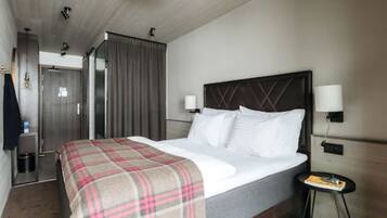 Standard Double or Twin Room, Balcony, Mountain View | Cribs/infant beds, free WiFi, bed sheets, wheelchair access