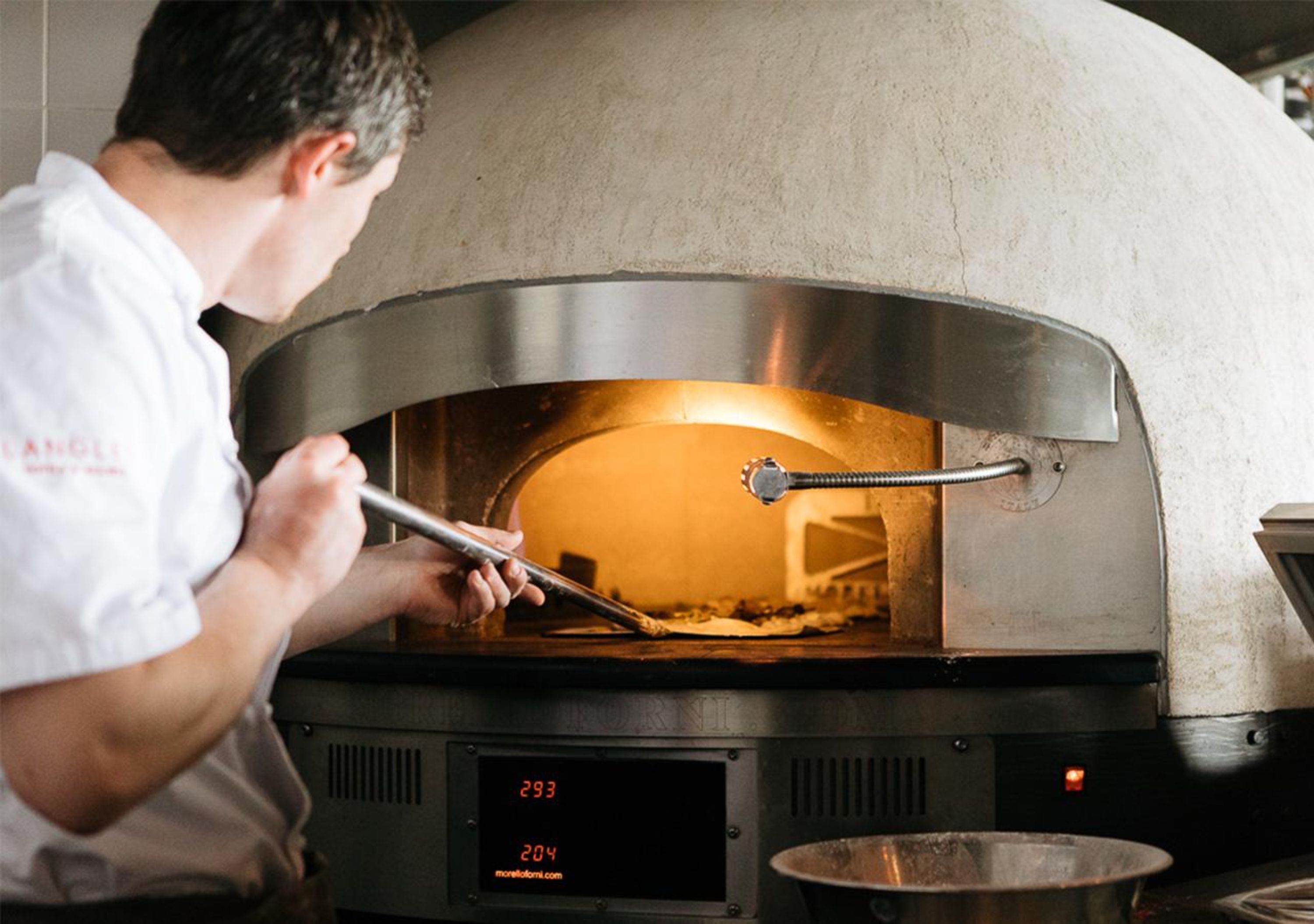 lunch and dinner served, regional cuisine