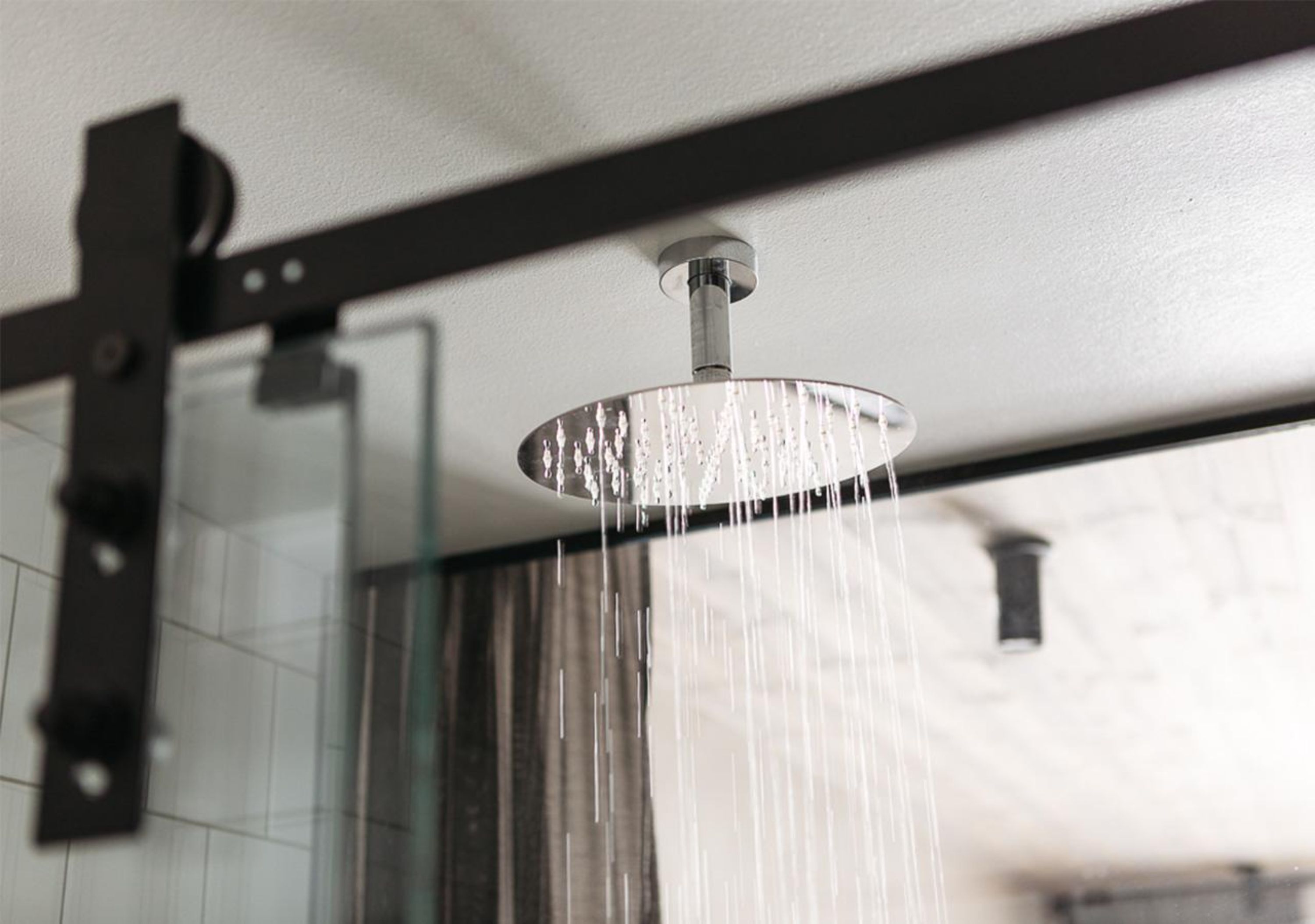 shower, free toiletries, towels