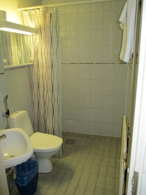 Bathroom - Hotel Ackas (Akaa)