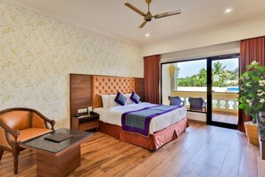 Premier Room, 1 King Bed, Lake View | Premium bedding, minibar, in-room safe, blackout drapes - Regency Lagoon Resort (Rajkot)
