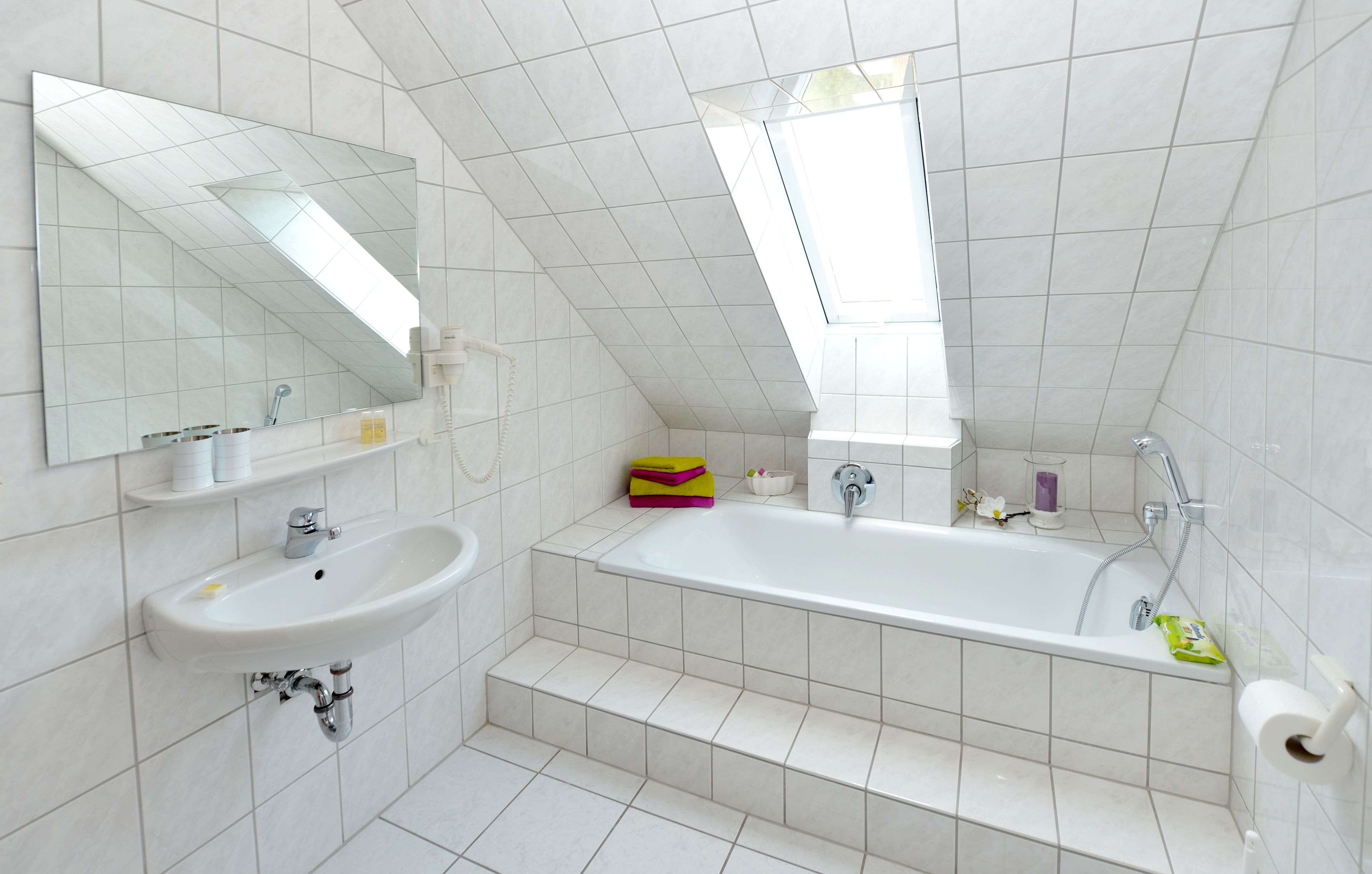 comfort double room | bathroom | shower, rainfall showerhead, free toiletries, hair dryer